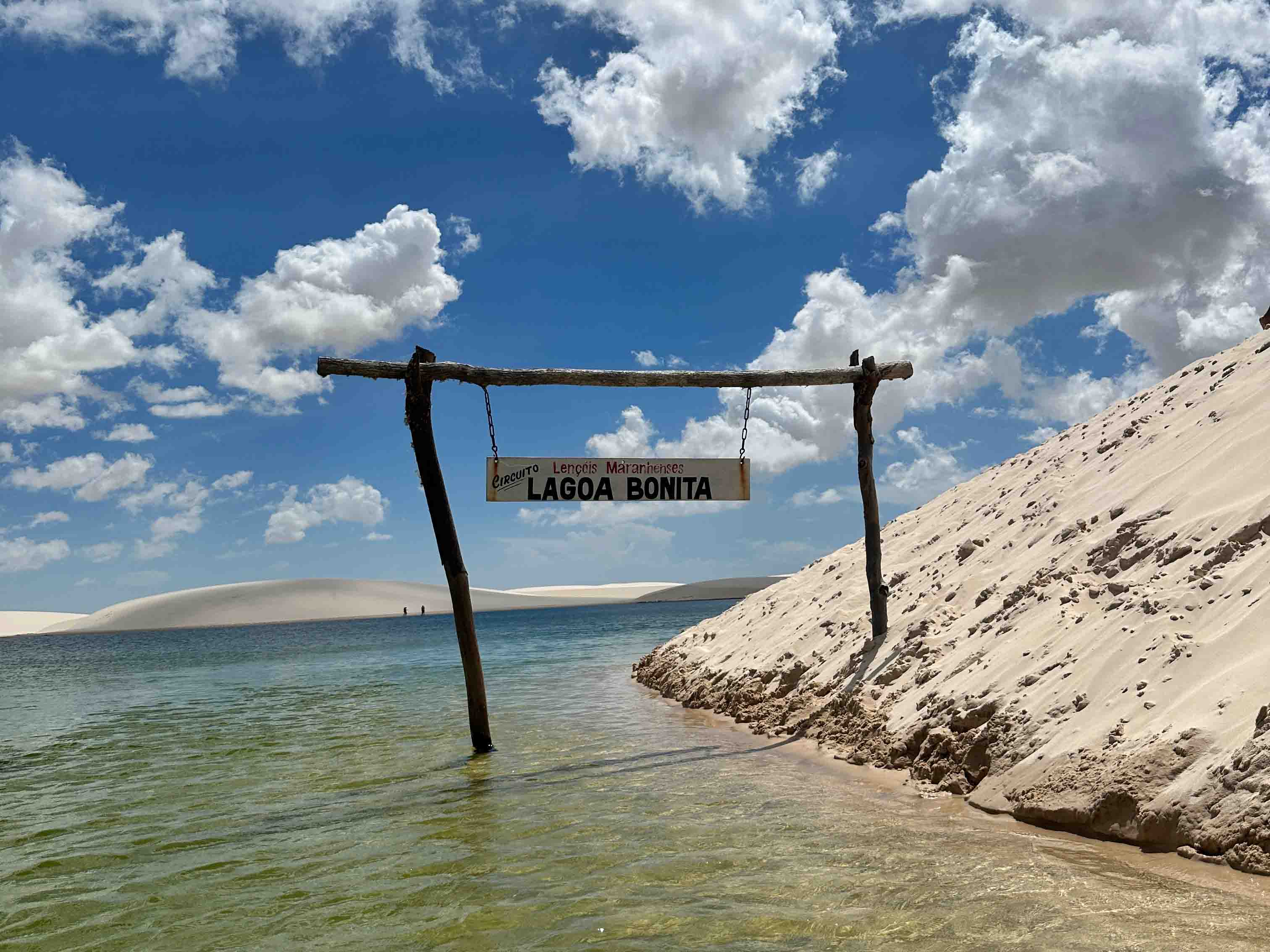 Sign showing 'Lagoa Bonita', the name of one of the lagoons